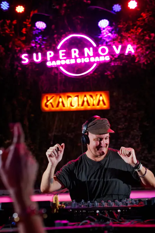 Supernova · Ibiza · photo